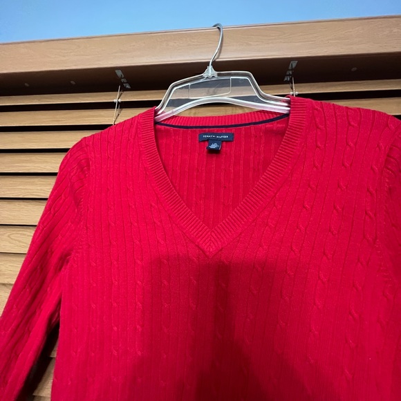 Tommy Hilfiger V-Neck Sweater ladies size large color Red - Picture 5 of 9